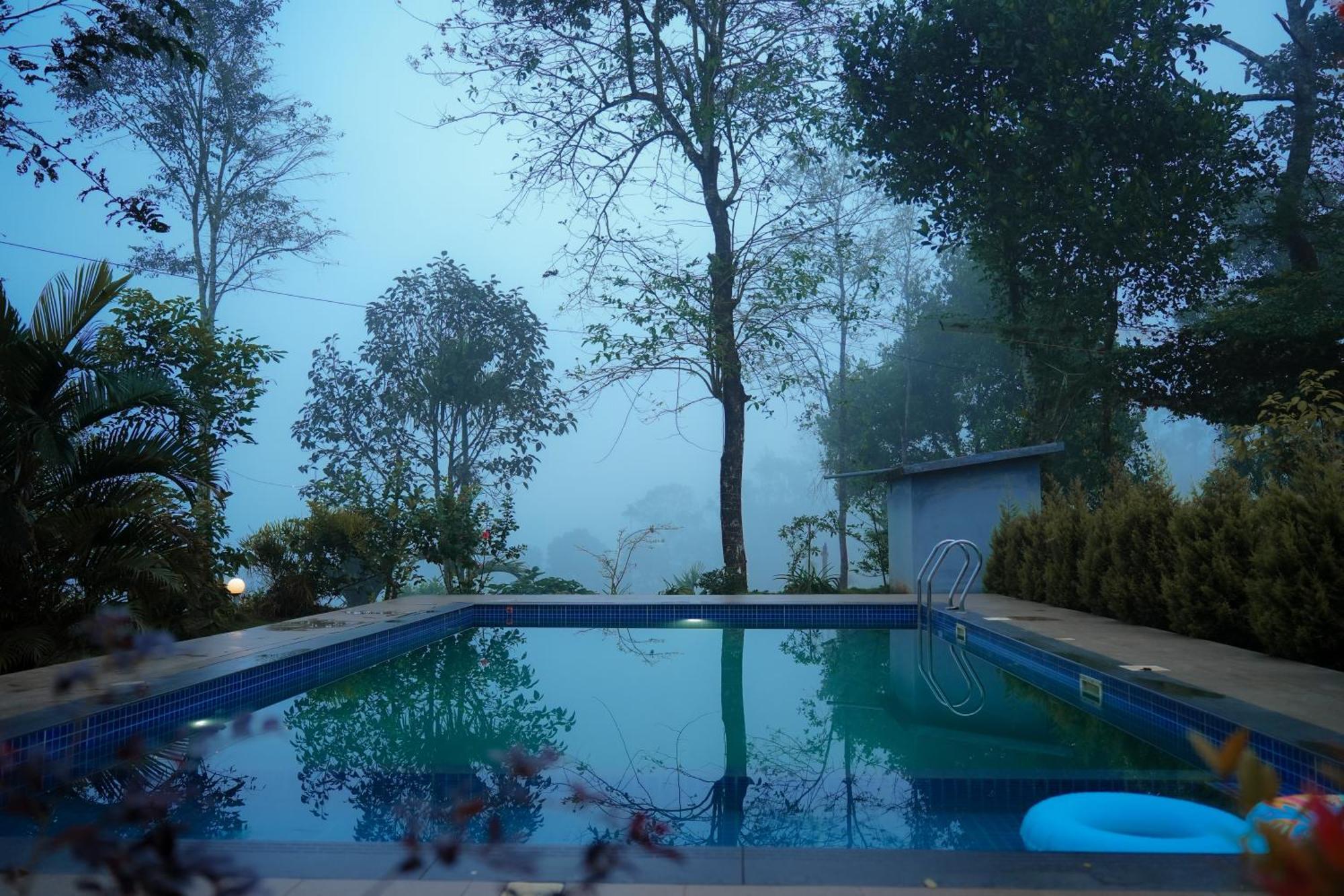 Haze Woods Resort Vaduvanchal Exterior foto