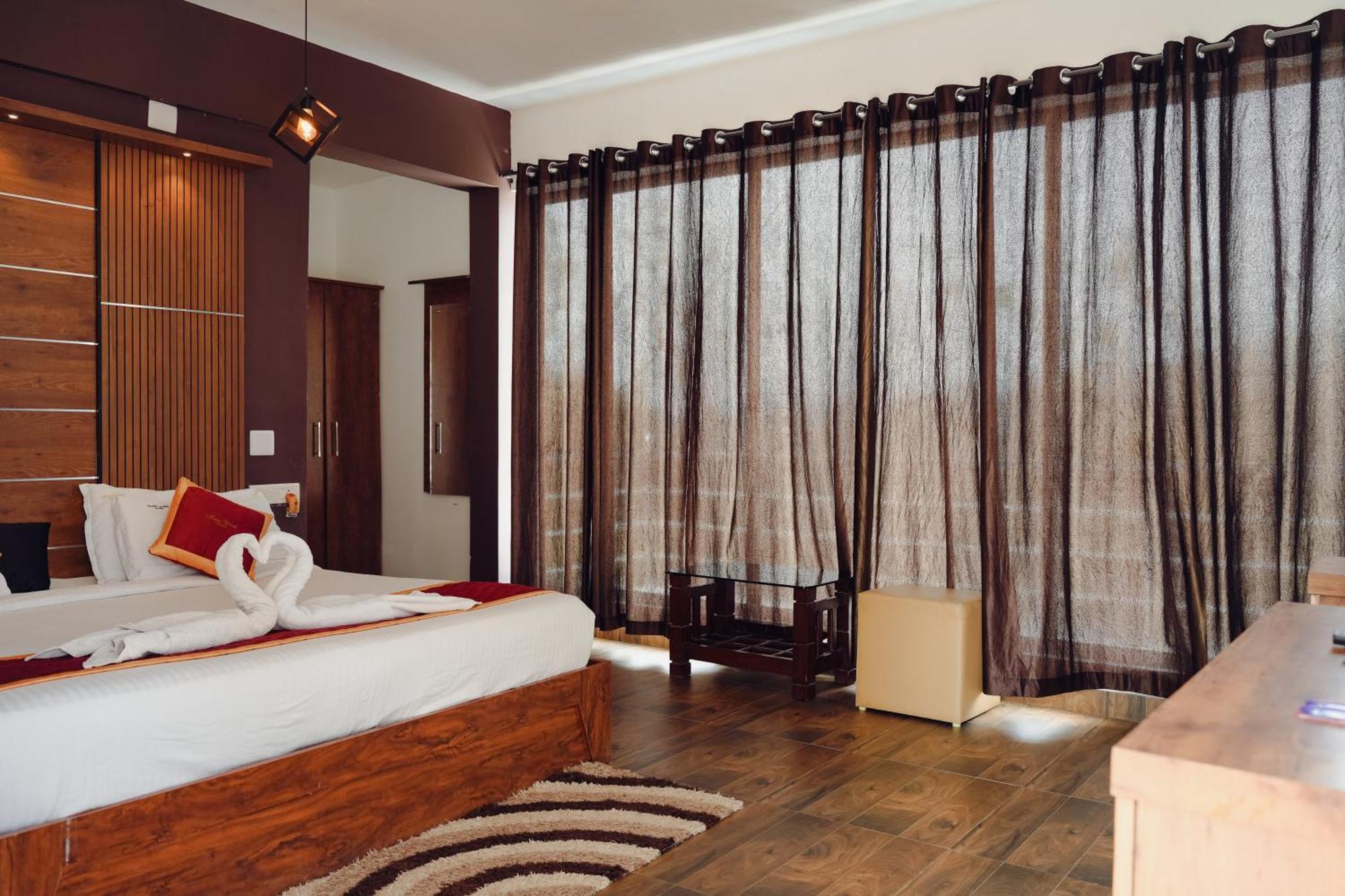 Haze Woods Resort Vaduvanchal Exterior foto