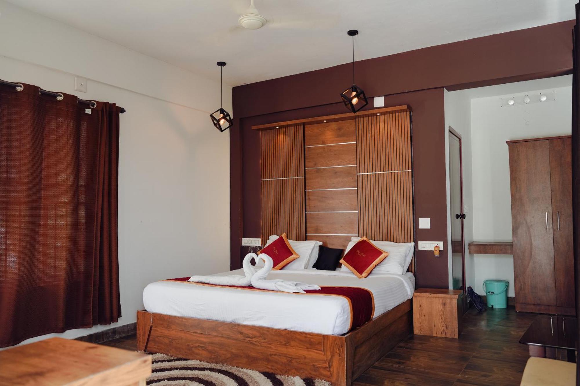 Haze Woods Resort Vaduvanchal Exterior foto